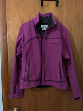 Columbia Women's Purple Titanium Softshell Utility Jacket